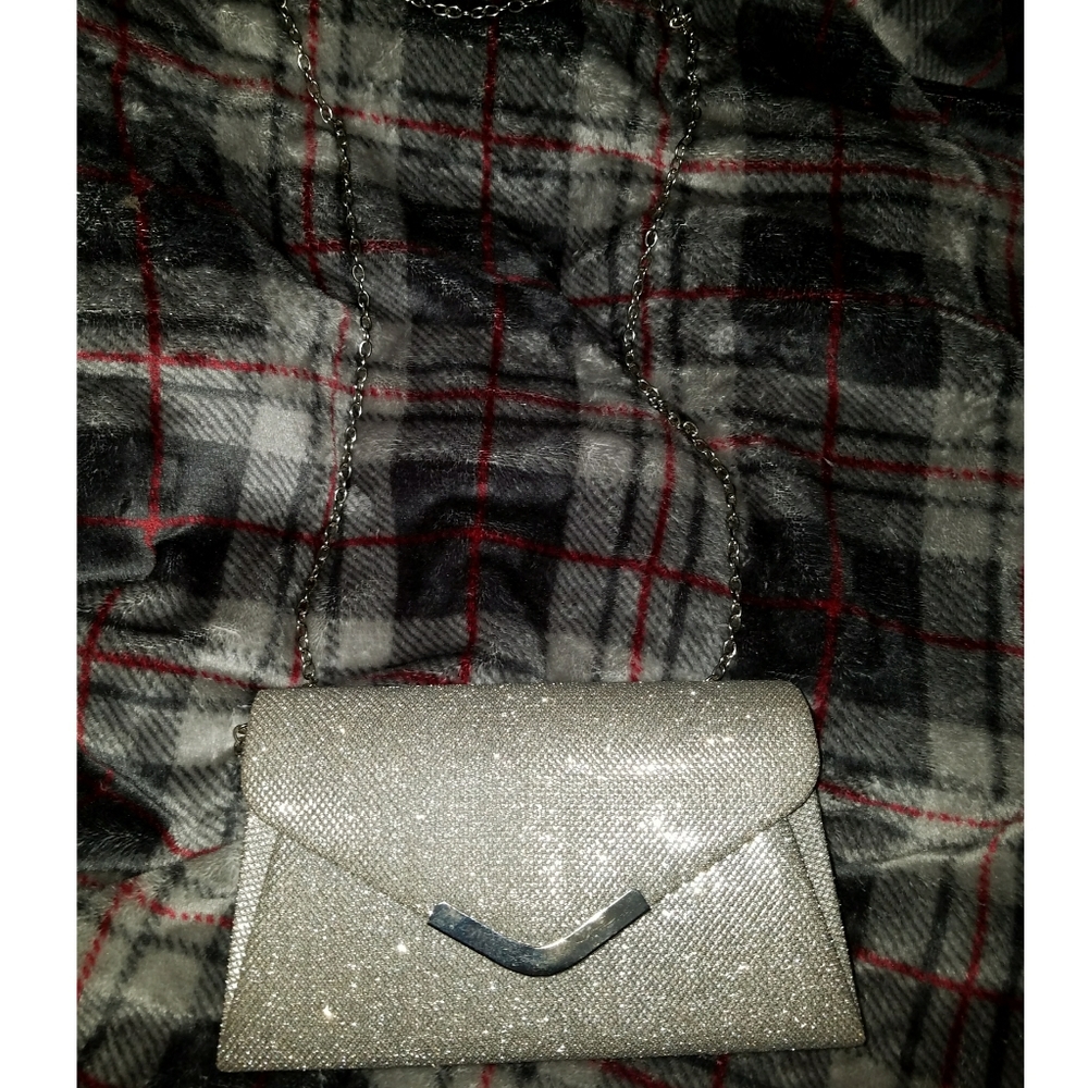 Silver Crossbody Purse & Clutch (2 in 1)